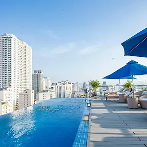 https://grand-ocean-hotel.hotelsofhoian.com