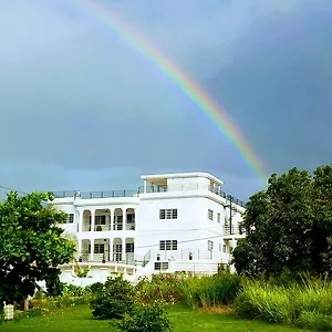 https://big-reds.greaterantilleshotels.net