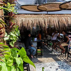 https://hotel-190.hotelsvungtau.com