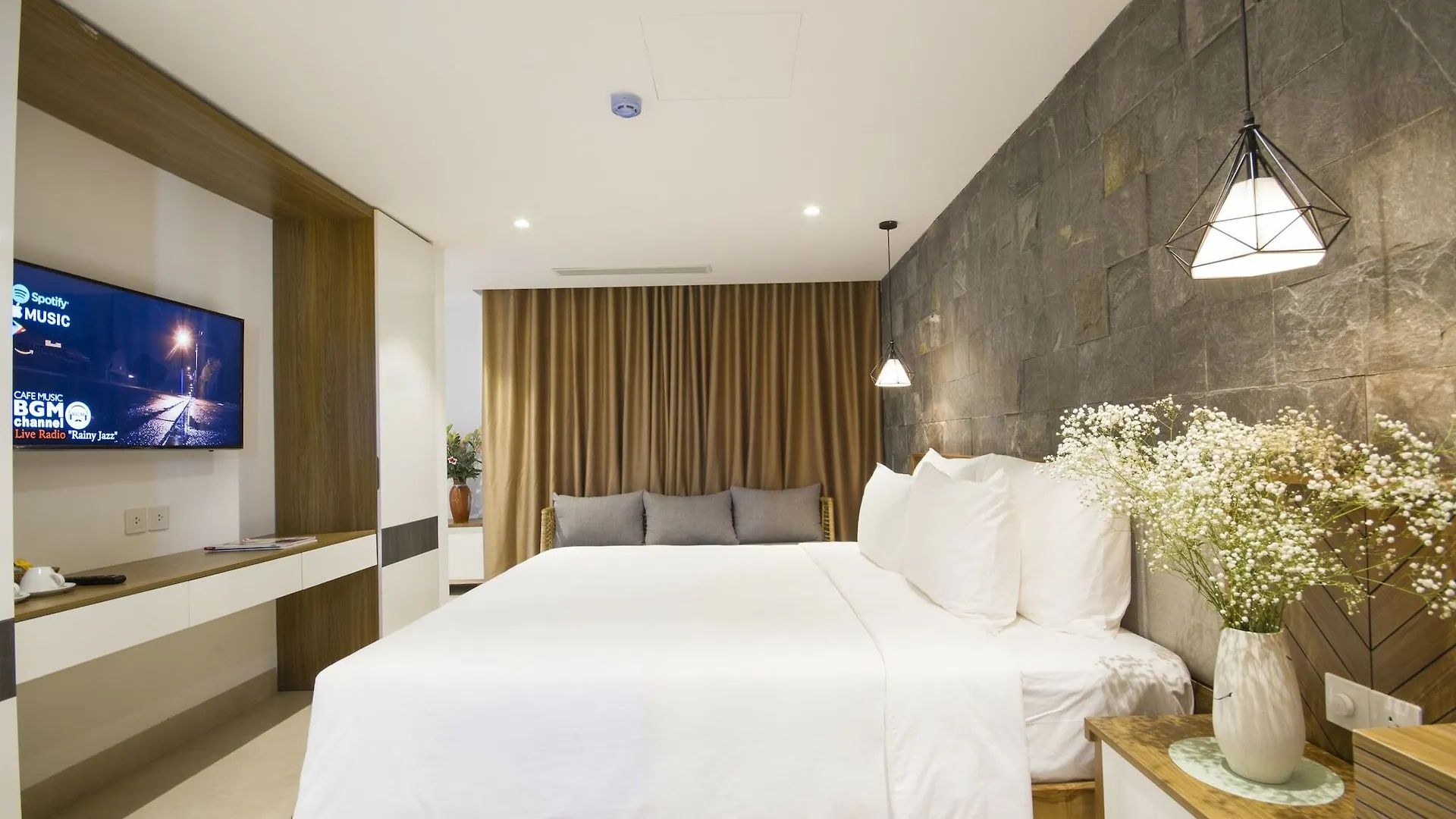 **  Hotel Ponte Boutique Da Nang Vietnam